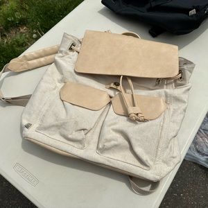 Beis beige backpack